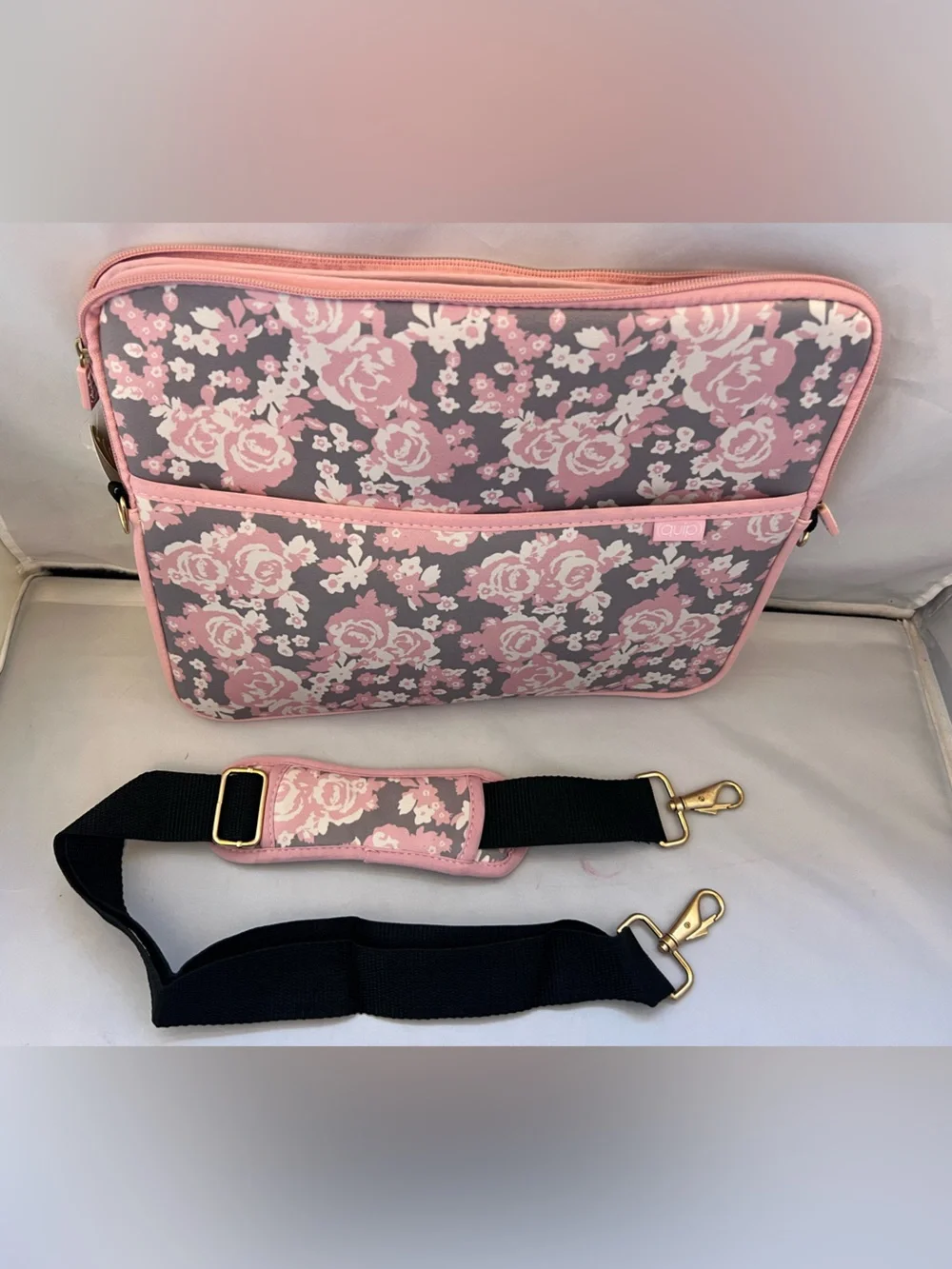 Quip Floral Laptop Sleeve in Pink and Gray